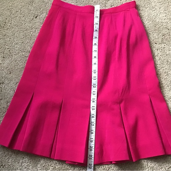 Dana Buchman skirt in Pink, Size 8, Petite. - Picture 8 of 8